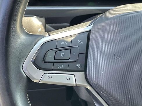 Used 2022 Volkswagen Tiguan S image 17