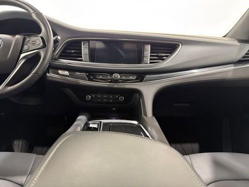 Used 2024 Buick Enclave Essence w/ Experience Buick Package AWD/4WD image 11