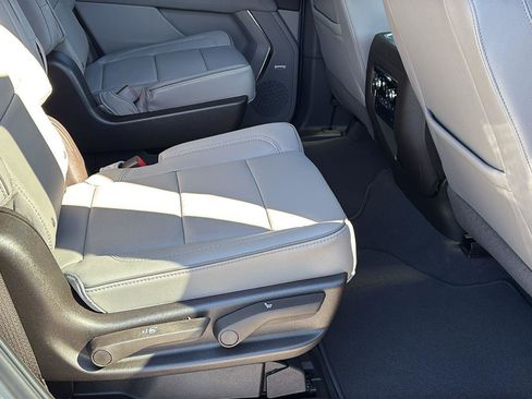 New 2026 GMC Yukon Elevation image 21