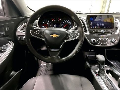 Used 2024 Chevrolet Malibu LT FWD image 5