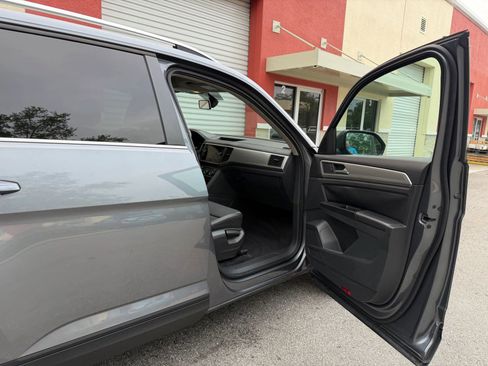 Used 2018 Volkswagen Atlas SE AWD/4WD image 28