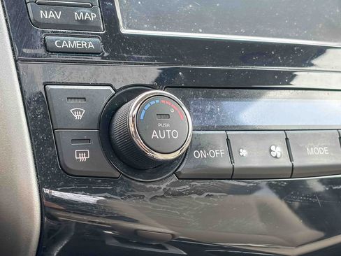 Used 2015 Nissan Altima 2.5 SV w/ Convenience Package FWD image 27