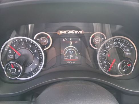 Used 2024 RAM 1500 Lone Star AWD/4WD image 11