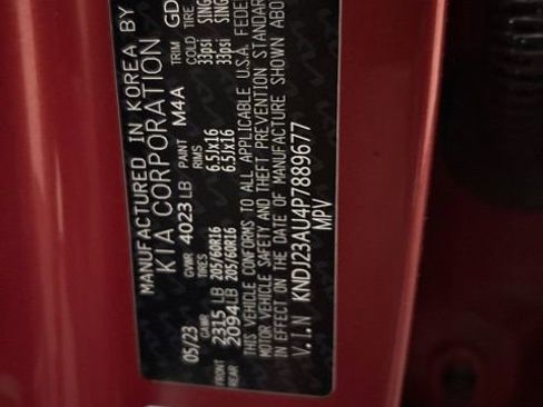 Certified 2023 Kia Soul LX w/ LX Technology Package image 13