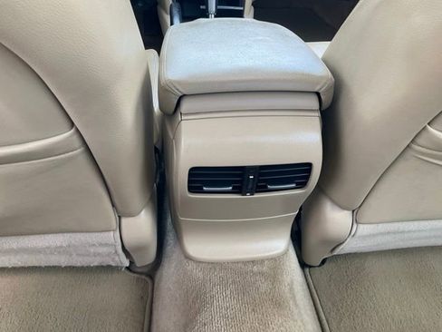 Used 2011 Honda Accord EX-L image 26