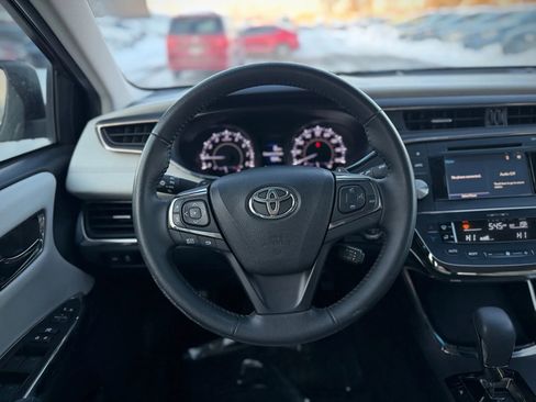 Used 2015 Toyota Avalon XLE FWD image 13