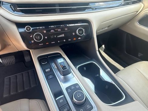 Used 2022 INFINITI QX60 Sensory w/ Cargo Package AWD/4WD image 19
