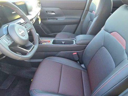 New 2026 Nissan Kicks SR w/ SR Premium Package FWD image 28