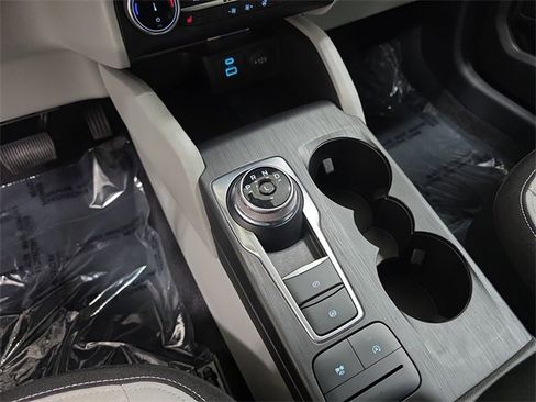 Used 2023 Ford Escape Active image 25