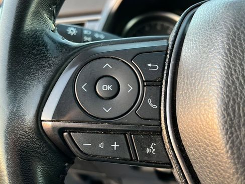 Used 2023 Toyota Camry SE image 13