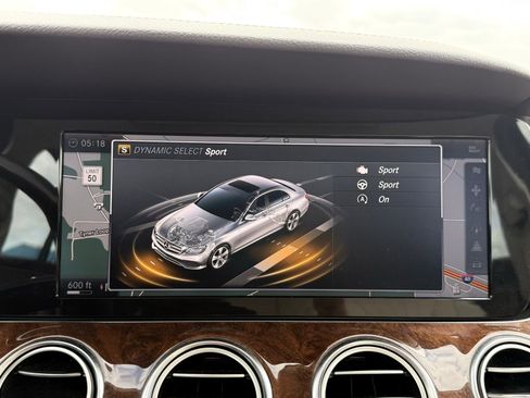 Used 2017 Mercedes-Benz E 300 4MATIC image 57