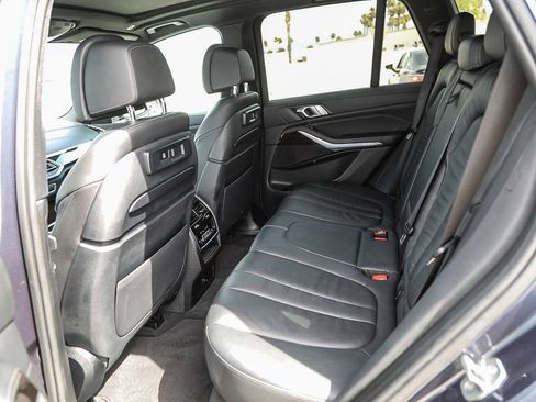 Used 2019 BMW X5 xDrive40i w/ Convenience Package AWD/4WD image 18