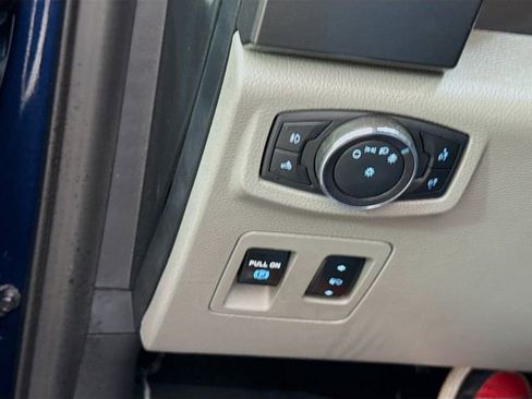 Used 2020 Ford F150 XLT w/ Equipment Group 302A Luxury image 10