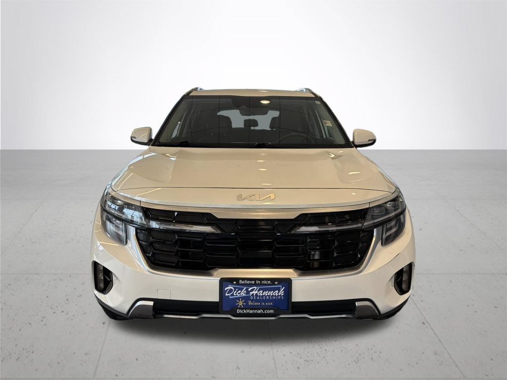 Used 2024 Kia Seltos SX AWD/4WD image 3