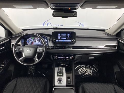 Used 2024 Mitsubishi Outlander SEL AWD/4WD image 14