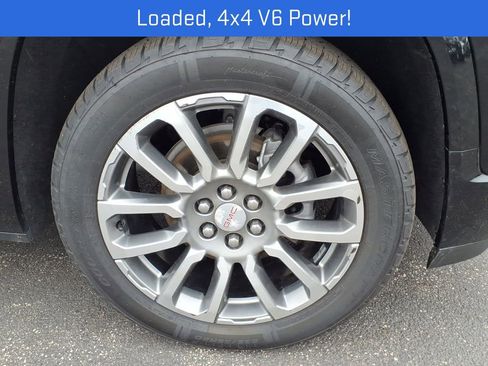 Certified 2023 GMC Acadia Denali w/ Denali Ultimate Package AWD/4WD image 28