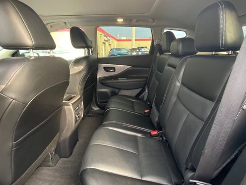 Used 2024 Nissan Murano SL image 11