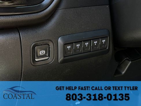 Used 2022 Chevrolet Silverado 2500 W/T w/ WT Convenience Package AWD/4WD image 8