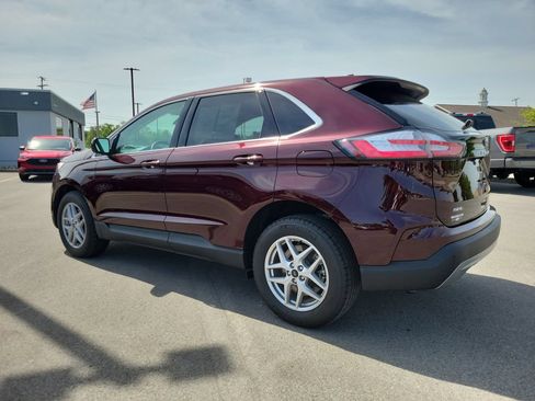Used 2024 Ford Edge SEL w/ Convenience Package AWD/4WD image 3