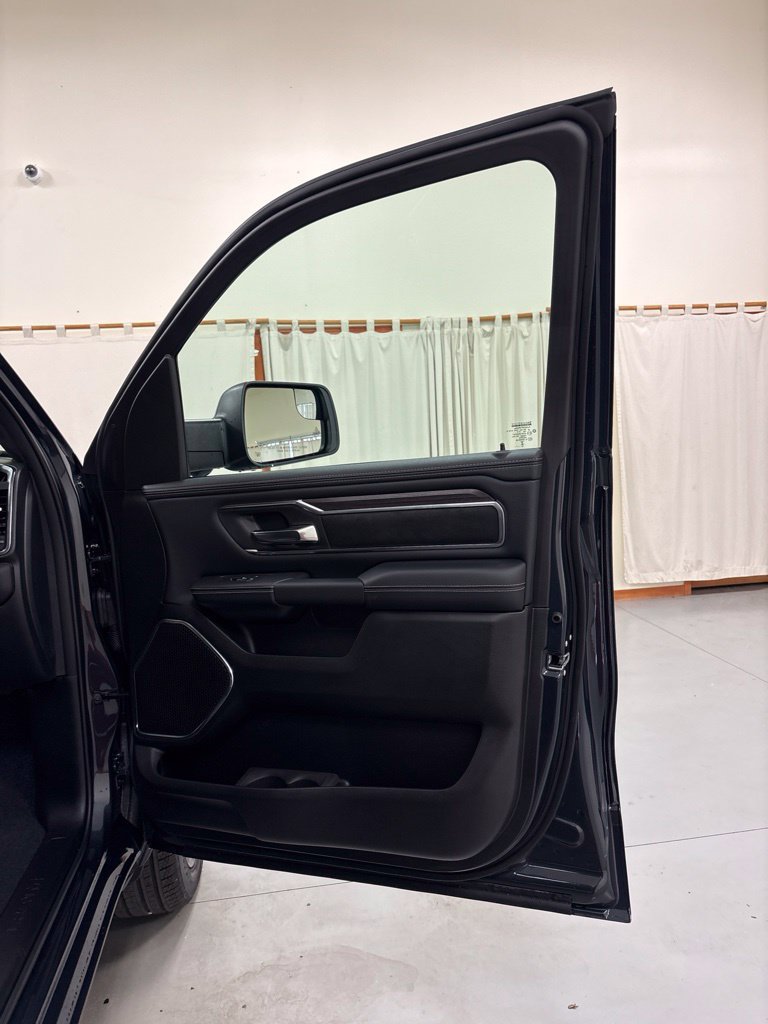 New 2027 RAM 1500 Laramie w/ Night Edition AWD/4WD image 28