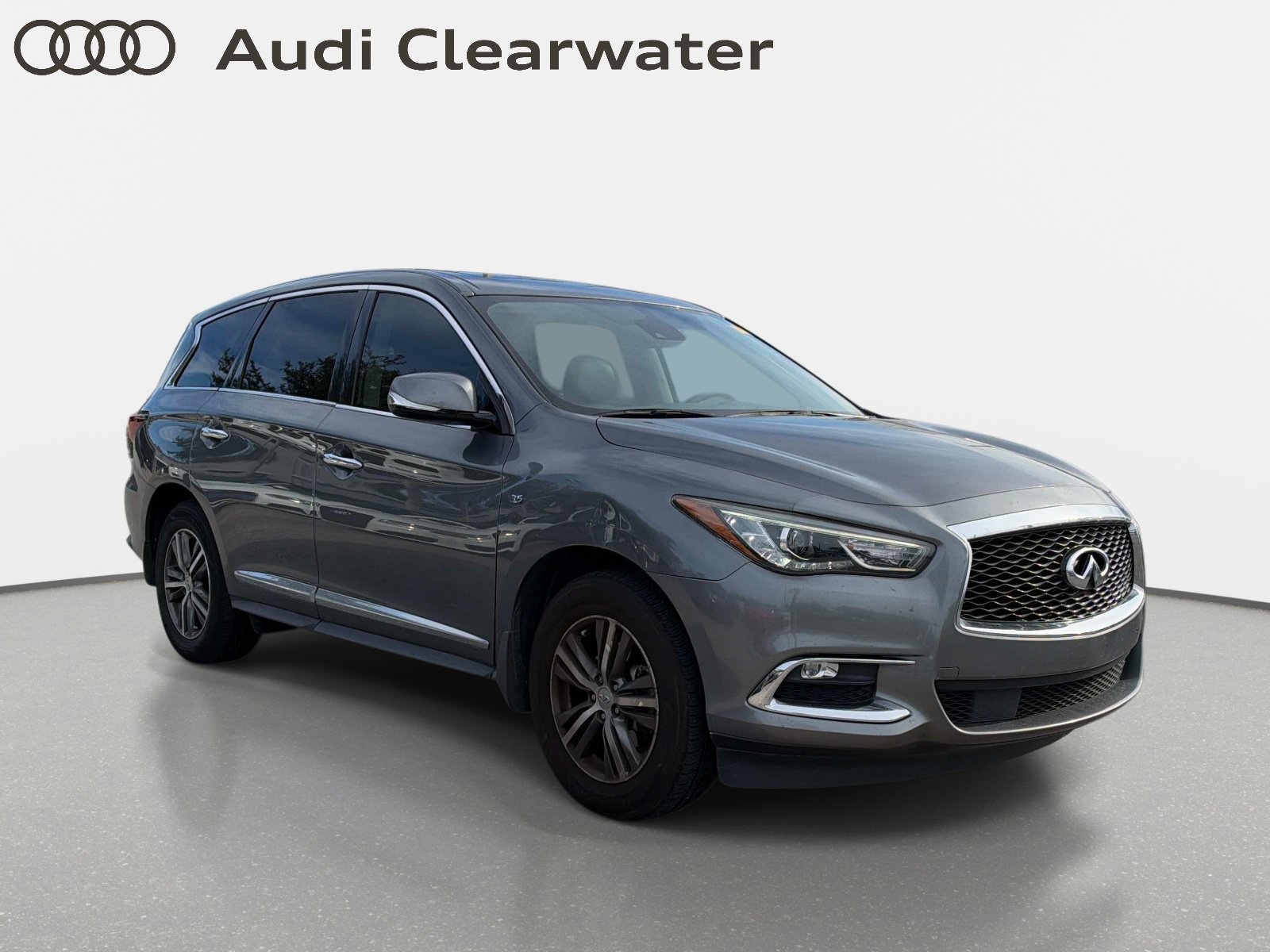 Used 2019 INFINITI QX60 Pure FWD image 4