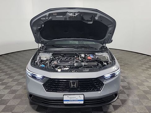 Certified 2025 Honda Accord SE image 14