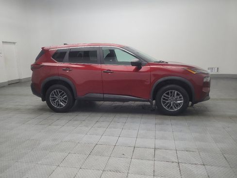 Used 2023 Nissan Rogue S AWD/4WD image 11
