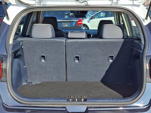 Certified 2021 Hyundai Venue w/ Cargo Package image 30