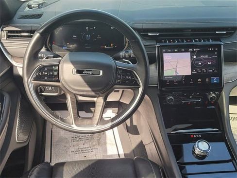 Used 2021 Jeep Grand Cherokee L Overland w/ Luxury Tech Group IV image 15