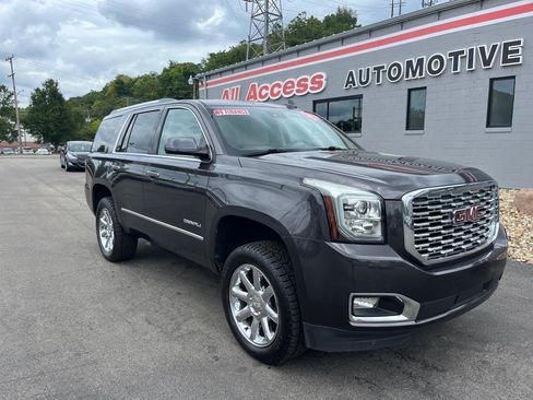 Used 2018 GMC Yukon Denali w/ Open Road Package image 2