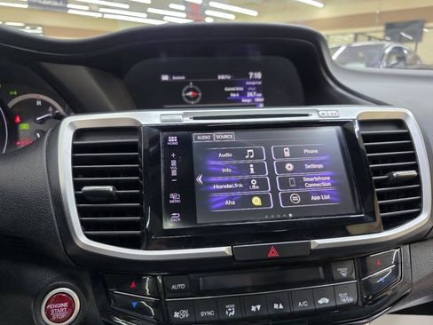 Used 2017 Honda Accord EX-L image 27