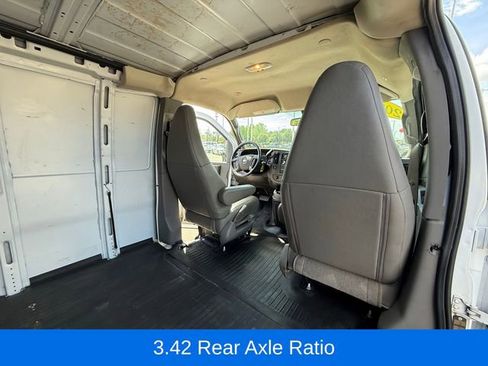 Used 2021 Chevrolet Express 3500 Extended w/ Driver Convenience Package RWD image 23