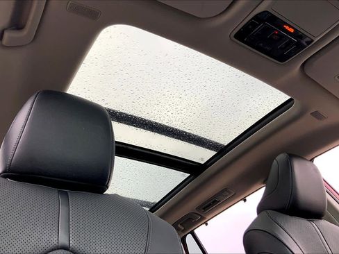 Used 2024 Toyota Grand Highlander Limited image 13