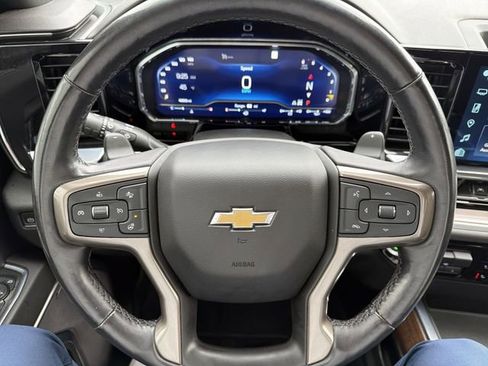 Certified 2022 Chevrolet Silverado 1500 High Country w/ High Country Premium Package image 16