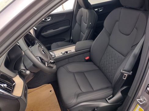 New 2026 Volvo XC60 B5 Plus w/ Protection Package Premier image 12