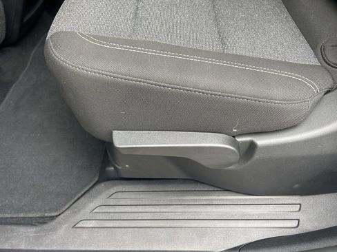 Used 2025 GMC Acadia Elevation image 14