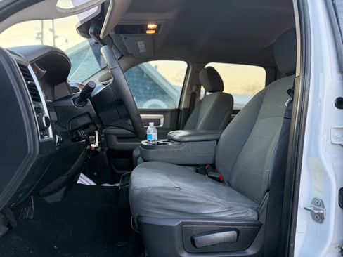 Used 2018 RAM 2500 SLT image 15