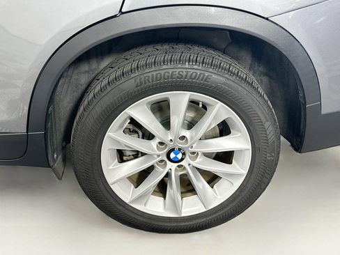 Used 2017 BMW X3 xDrive28i image 11