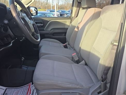 Used 2017 Chevrolet Silverado 1500 Custom w/ Custom Convenience Package image 17