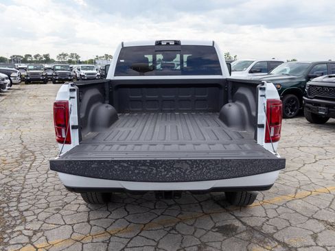 New 2027 RAM 2500 Laramie AWD/4WD image 14