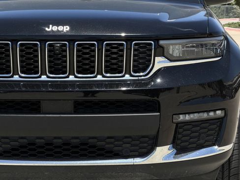 Used 2024 Jeep Grand Cherokee L Limited w/ Luxury Tech Group II AWD/4WD image 8