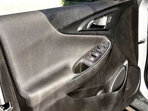 Used 2024 Chevrolet Malibu LT image 10