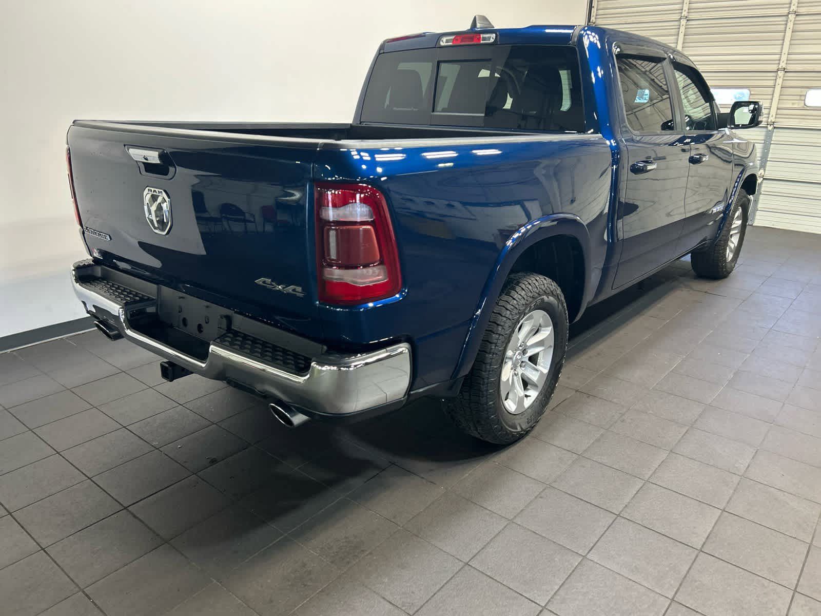 Used 2021 RAM 1500 Laramie AWD/4WD image 3