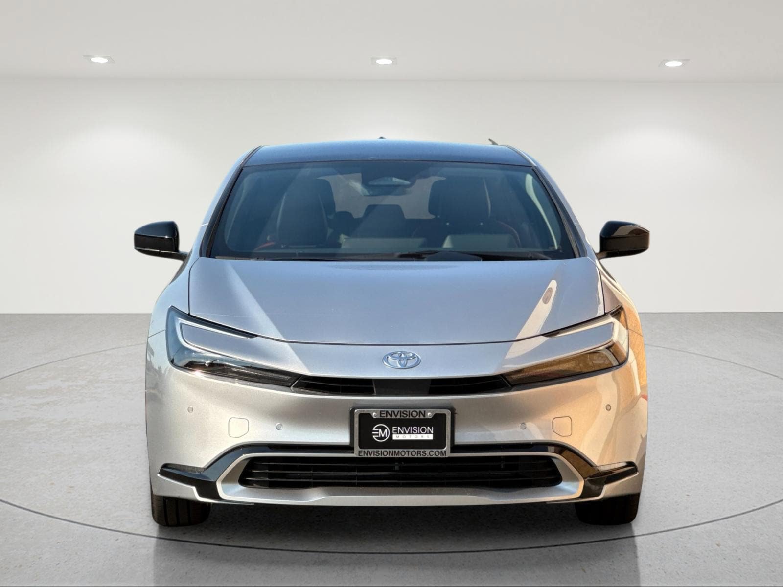 Used 2025 Toyota Prius Plug-In Hybrid FWD image 9