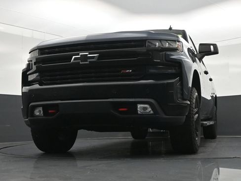 Used 2019 Chevrolet Silverado 1500 LT Trail Boss AWD/4WD image 30