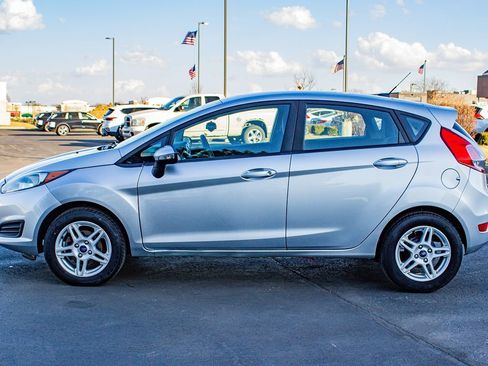 Used 2019 Ford Fiesta SE w/ Equipment Group 201A image 4