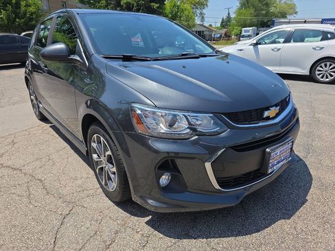 Used 2017 Chevrolet Sonic LT w/ Convenience Package FWD image 5