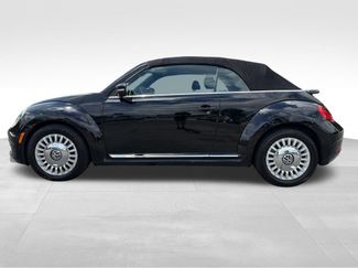 Used 2013 Volkswagen Beetle 2.5 FWD video 2