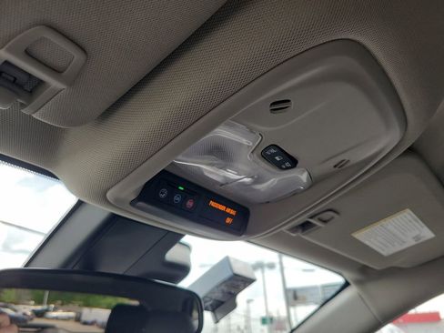 Used 2025 Buick Encore GX Preferred FWD image 33