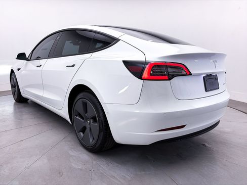 Used 2022 Tesla Model 3 Long Range AWD/4WD image 14